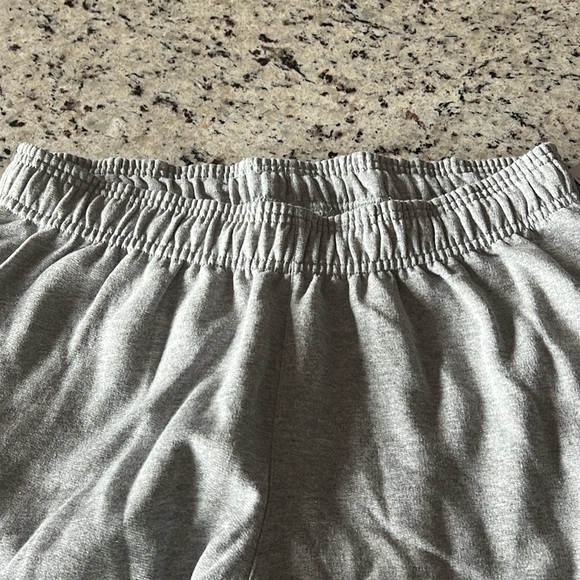 New - Champion Men’s Gray Joggers with Embroidered Logo - Picture 2 of 7